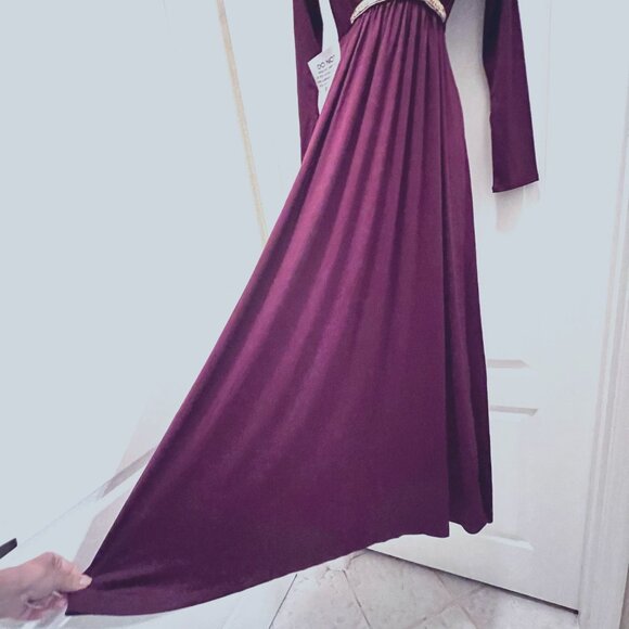 Koh Koh Long Sleeve Maxi Diamond Dress-NWT-V Neck-Size Medium-Mulberry Wine Red - Picture 7 of 13
